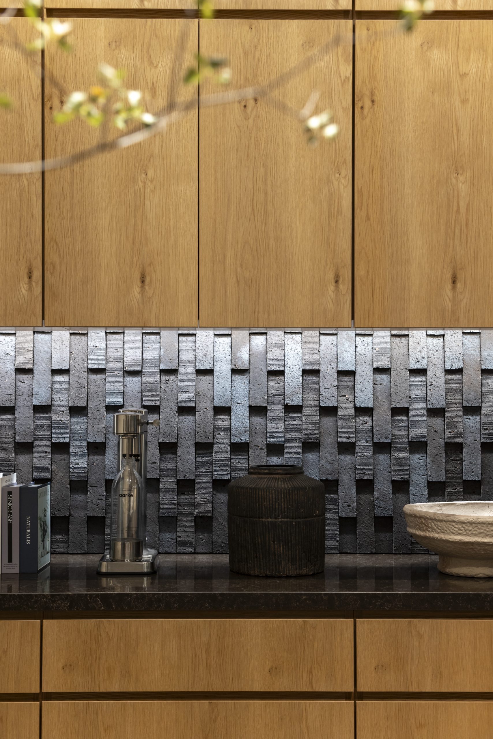 環境と調和するフォルムとマテリアル